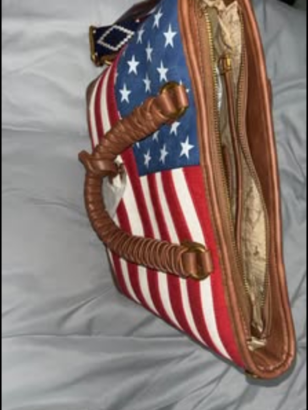 Montana west USA bag (new with tags)